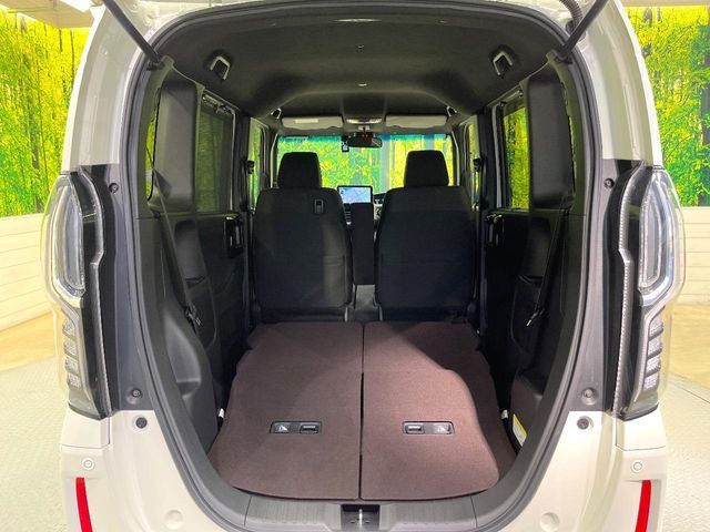 HONDA N BOX CUSTOM 2018