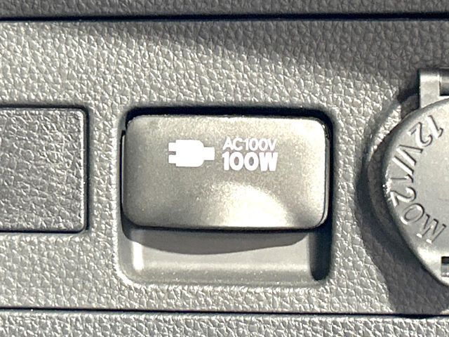 TOYOTA RAV4 4WD 2021