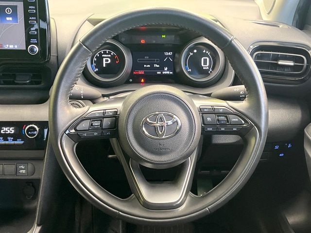 TOYOTA YARIS CROSS 2023