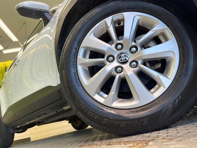 TOYOTA YARIS CROSS 2023