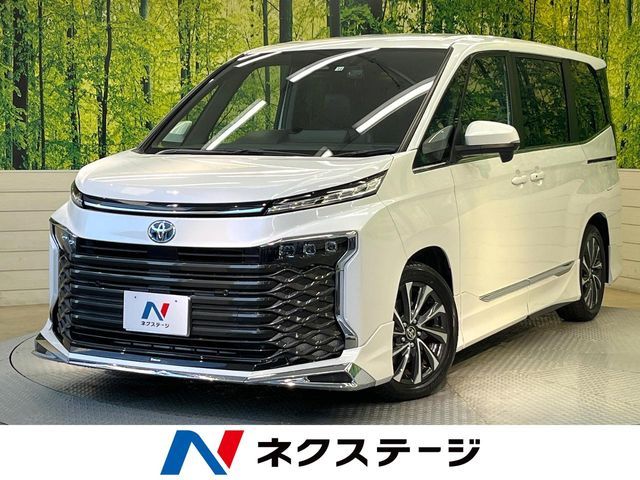 TOYOTA NOAH HYBRID 2022 