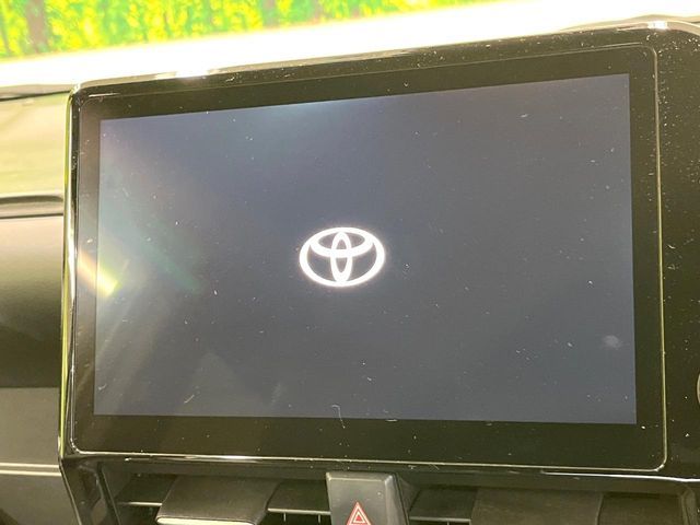 TOYOTA NOAH HYBRID 2022