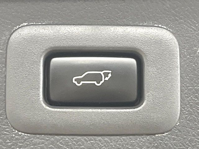 TOYOTA VELLFIRE 2013