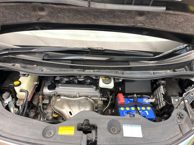 TOYOTA VELLFIRE 2013