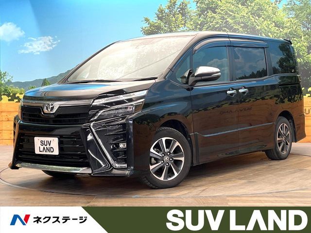 TOYOTA VOXY 2020