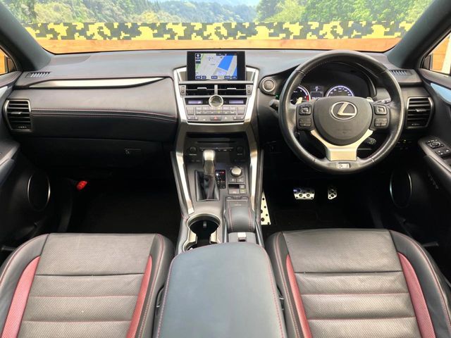 TOYOTA LEXUS NX200t 2015