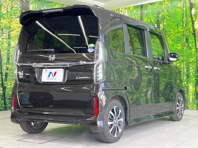HONDA N BOX 2017