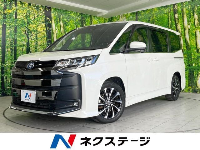 TOYOTA NOAH HYBRID 2023