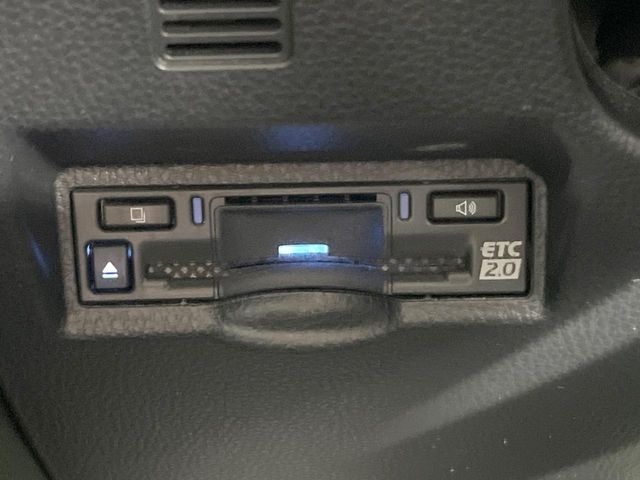 TOYOTA NOAH HYBRID 2023