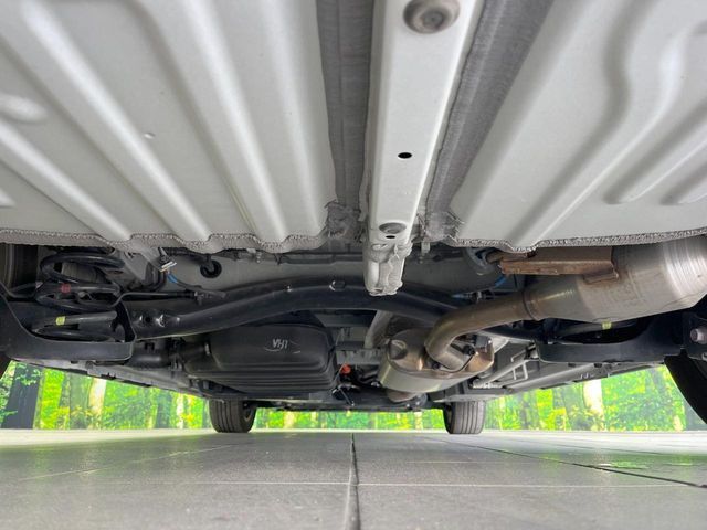 TOYOTA NOAH HYBRID 2023