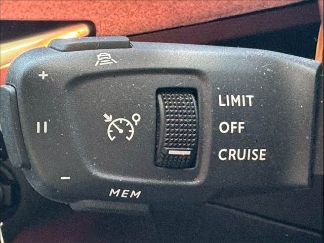 PEUGEOT PEUGEOT 3008 2023