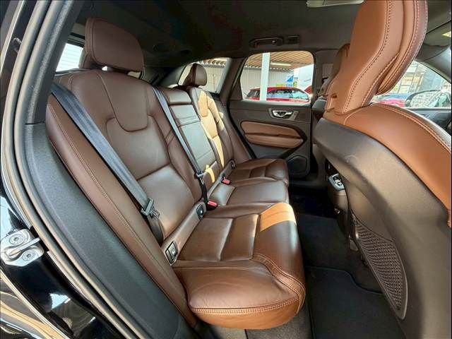 VOLVO VOLVO XC60 2019