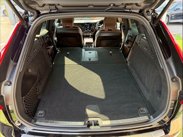 VOLVO VOLVO XC60 2019