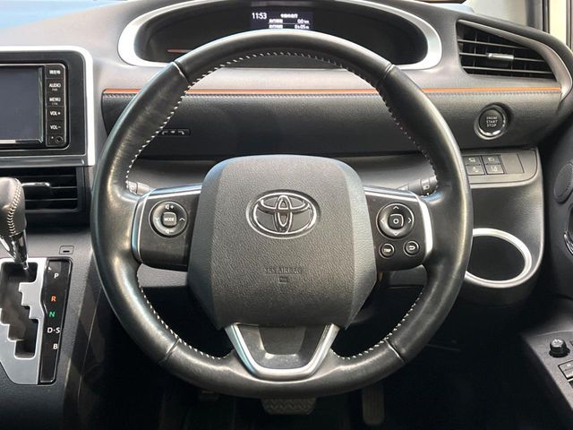 TOYOTA SIENTA 2018