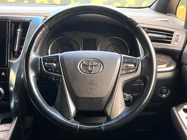 TOYOTA ALPHARD 2017
