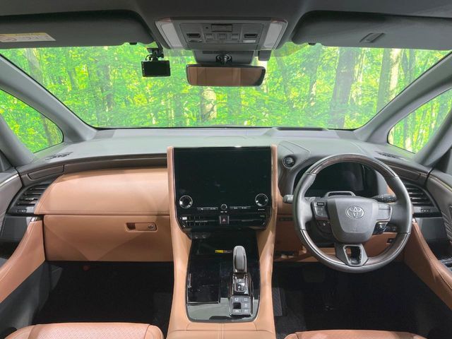 TOYOTA VELLFIRE  HYBRID 2023