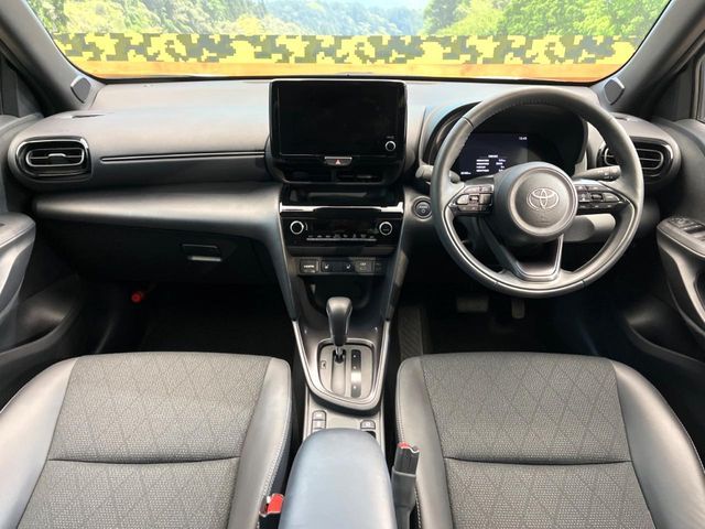 TOYOTA YARIS CROSS HYBRID 2025