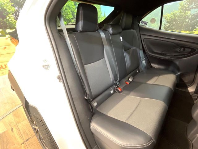 TOYOTA YARIS CROSS HYBRID 2025