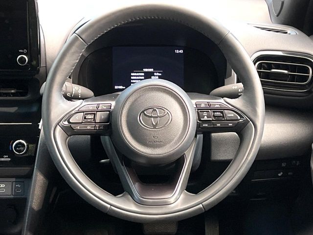 TOYOTA YARIS CROSS HYBRID 2025