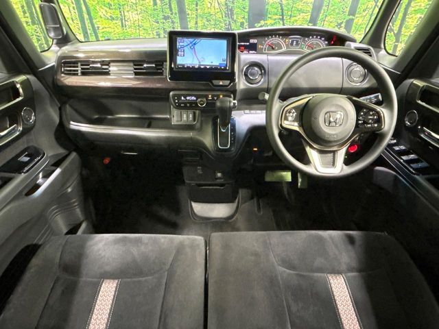 HONDA N BOX CUSTOM 2018