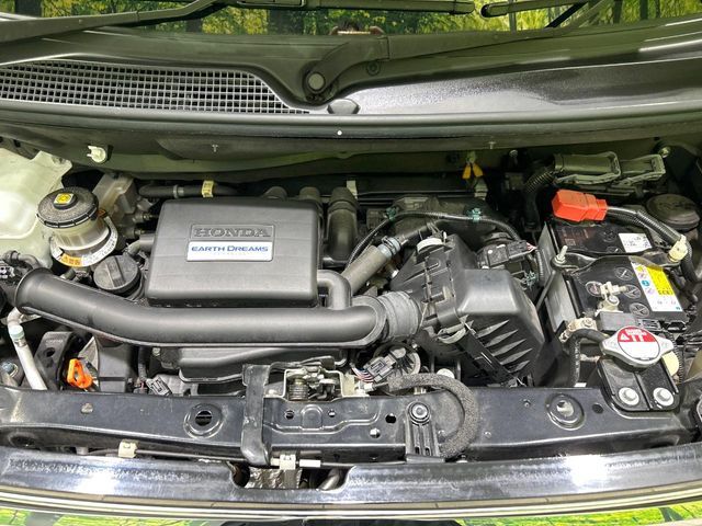 HONDA N BOX CUSTOM 2018