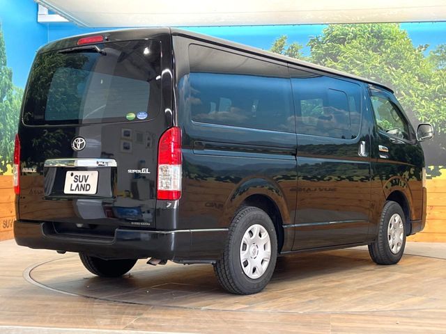 TOYOTA HIACE van 2WD 2018