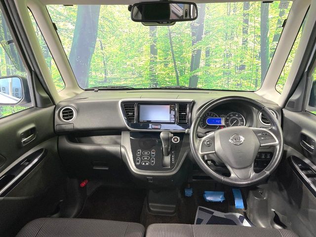 NISSAN DAYZ ROOX 2017