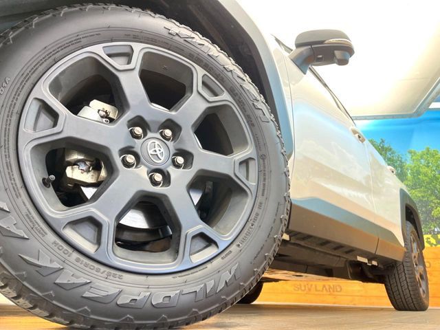 TOYOTA RAV4 4WD 2023