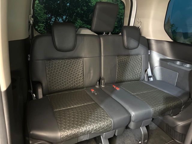 NISSAN SERENA  WG 2023