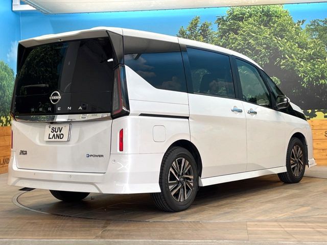 NISSAN SERENA  WG 2023