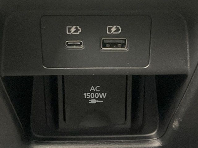 MITSUBISHI OUTLANDER PHEV 2023