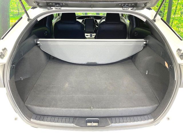 TOYOTA PRIUS PHV 2017