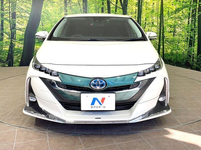 TOYOTA PRIUS PHV 2017