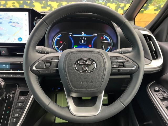 TOYOTA NOAH HYBRID 2025