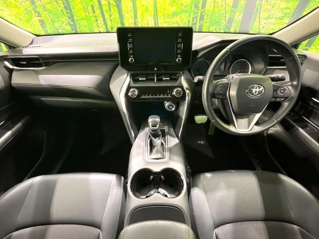 TOYOTA HARRIER 2WD 2022