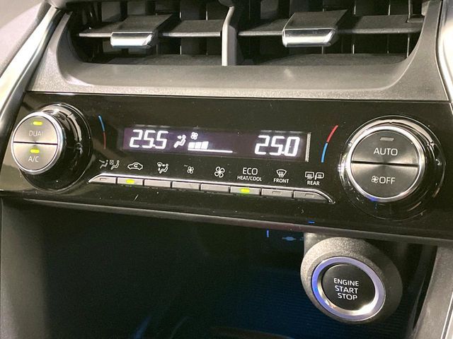 TOYOTA HARRIER 2WD 2022