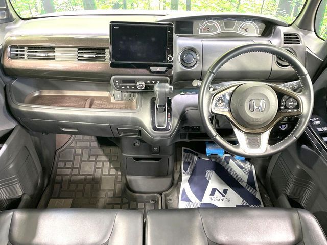 HONDA N BOX CUSTOM 2020