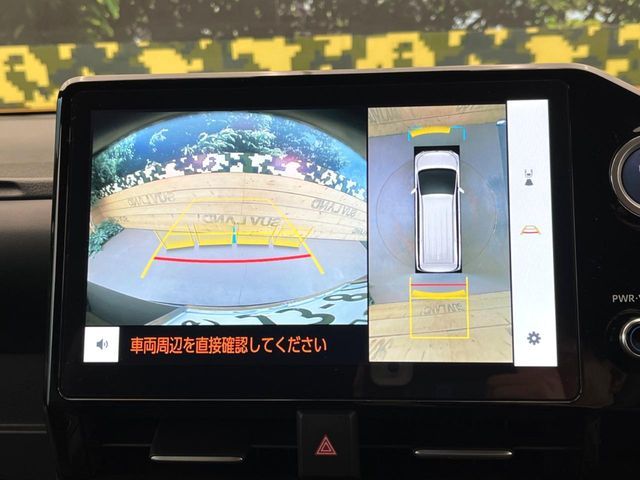 TOYOTA VOXY HYBRID 2023