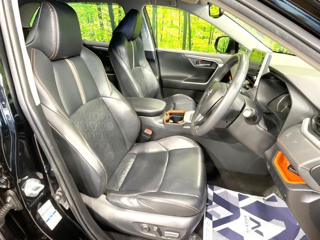 TOYOTA RAV4 4WD 2021