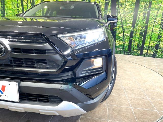 TOYOTA RAV4 4WD 2021