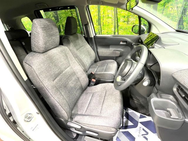 TOYOTA SIENTA HYBRID 2025