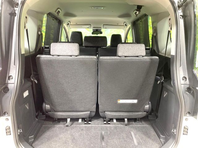 TOYOTA SIENTA HYBRID 2025