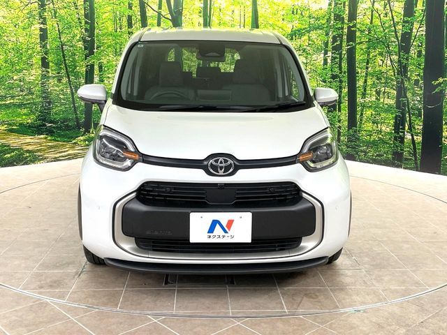 TOYOTA SIENTA HYBRID 2025