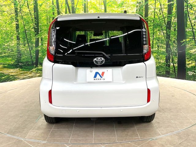 TOYOTA SIENTA HYBRID 2025