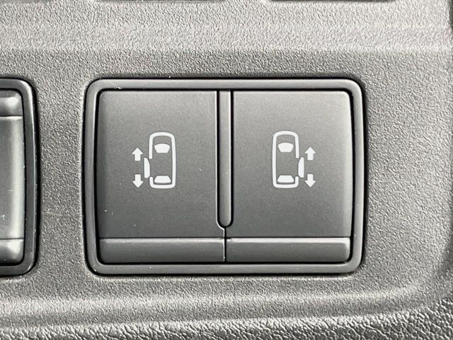 NISSAN SERENA  WG 2018