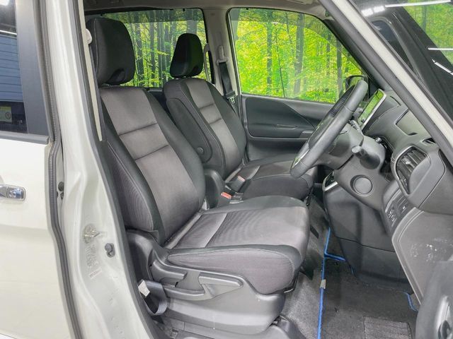 NISSAN SERENA  WG 2018