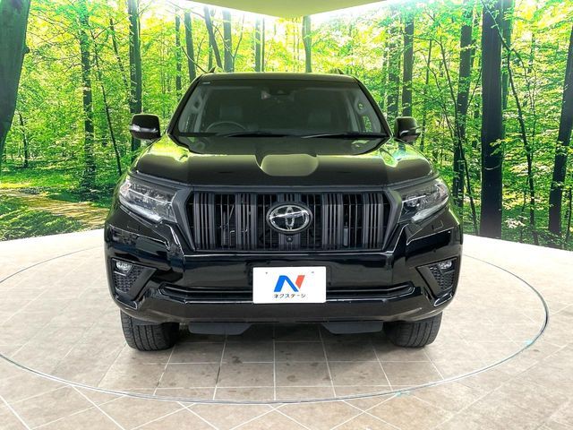 TOYOTA LANDCRUISER PRADO 2022