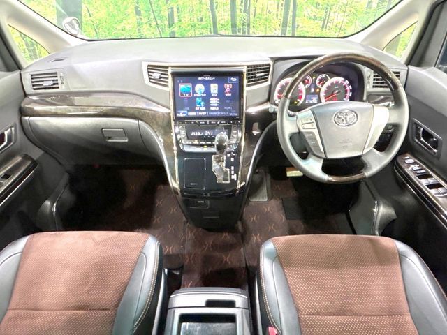 TOYOTA ALPHARD 2014