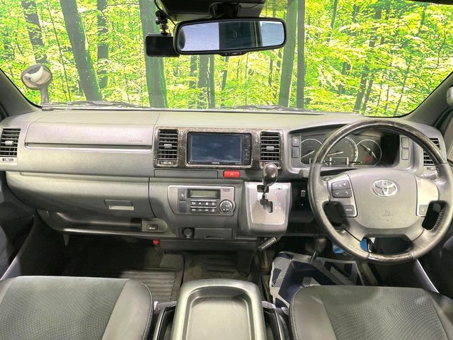 TOYOTA HIACE van 2WD 2019