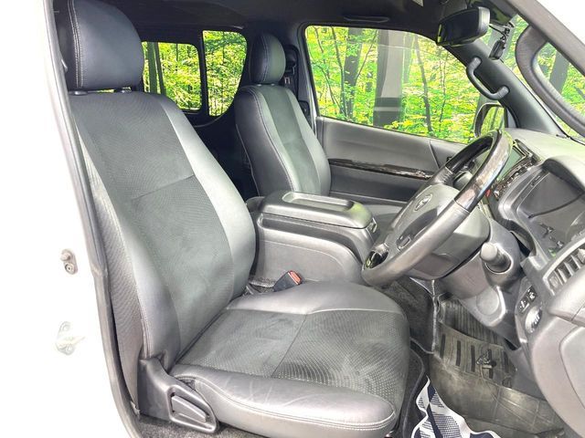 TOYOTA HIACE van 2WD 2019